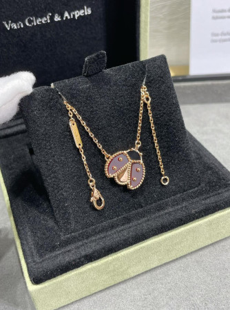 Van Cleef & Arpels ladybug Necklace