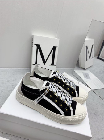 UA Dior Walk'N'Dior Sneaker