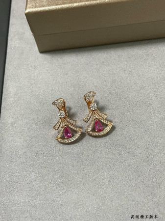 Bvlgari Red diamond fan-shaped skirt Earrings