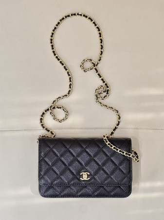 CHANEL WOC CLASSIC WALLET ON CHAIN 13x19cm