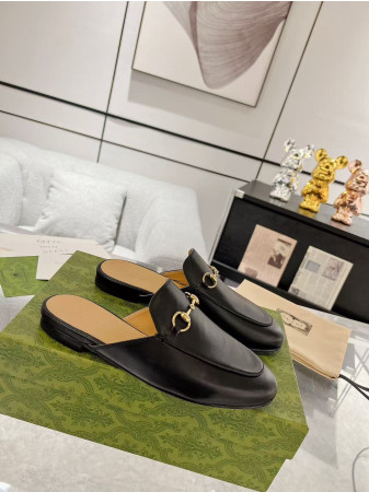 UA Gucci Women's Princetown slipper