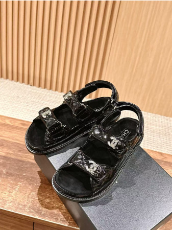 UA Chanel Slides