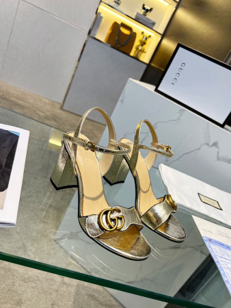 UA GUCCI HORSEBIT HEELED SANDAL