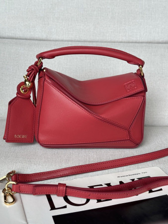 Loewe Mini Featherlight Puzzle Bag Nappa Lambskin 18x12.5x8cm