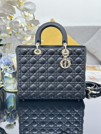 Dior Lady Bag 32 x 25 x 11cm