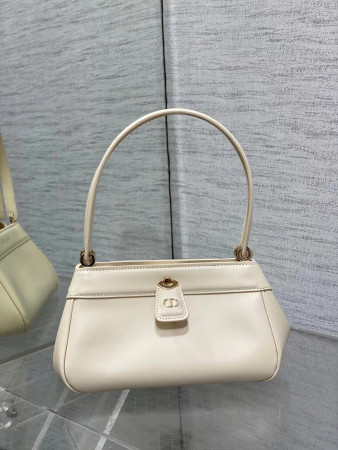 Dior Medium key bag 27 x 16.5 x 13.5cm