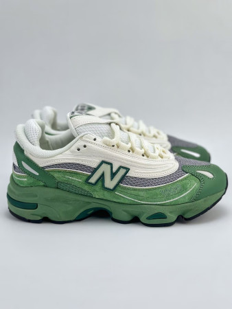 UA New Balance 1000 Green