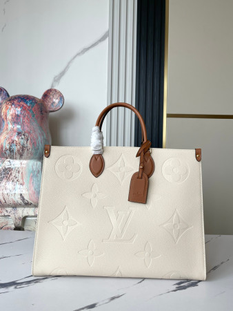 LV OnTheGo GM M45933 16.1 x 13.4 x 7.5inches