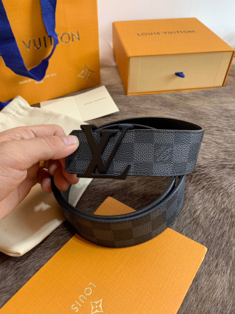 LV LOUIS VUITTON 40MM BELT