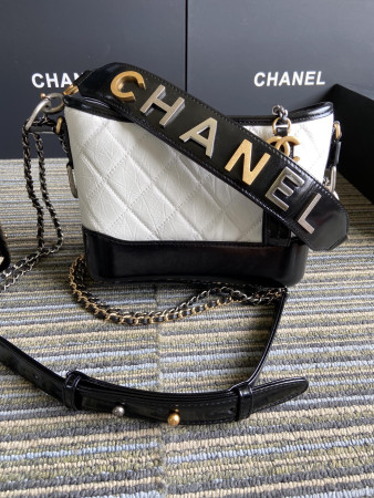 Chanel Gabrielle SMALL WHITE BLACK with shoulder strap letters 20 x 15 x 8cm