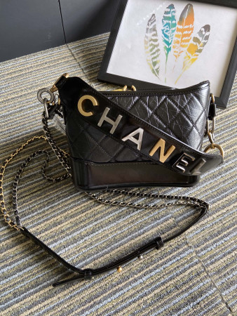 Chanel Gabrielle SMALL BLACK with shoulder strap letters 20 x 15 x 8cm