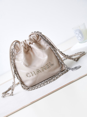 CHANEL 22 MINI HANDBAG Shiny Calfskin Apricot 7.8 × 7.4 × 2.3 in