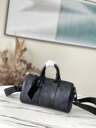 Louis Vuitton Keepall Bandoulière 25 M20900 9.8 x 5.9 x 4.3 inches