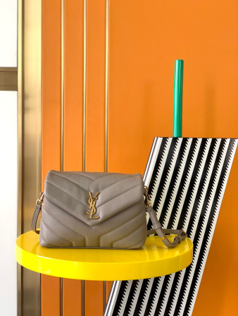 YSL TOY LOULOU IN QUILTED LEATHER GREYISH BROWN 7.9 X 5.5 X 3 INCHES