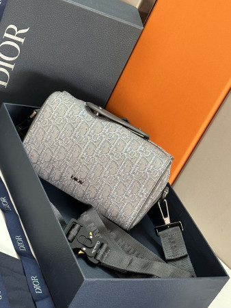 Dior Lingot Toiletry Bag gray white Oblique Mirage Technical Fabric 8.5 x 5 x 4 inches