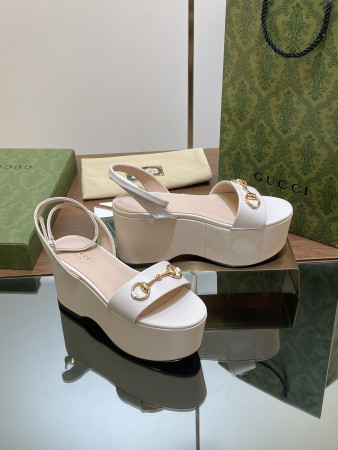 UA GUCCI WOMEN'S HORSEBIT FLATFORM SANDAL