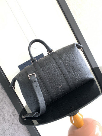 Dior Weekender 40 Black Dior Gravity Leather and Black Grained Calfskin  57.5 x 34.5 x 22 cm