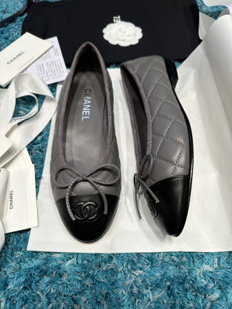 UA CHANEL BALLET FLATS