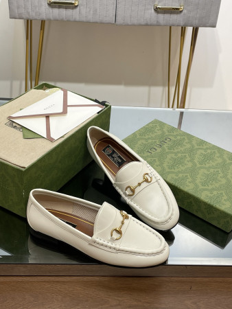 UA GUCCI WOMEN'S HORSEBIT LOAFER