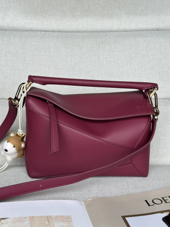 LOEWE Small Puzzle bag in classic calfskin 24x10.5x16.5cm