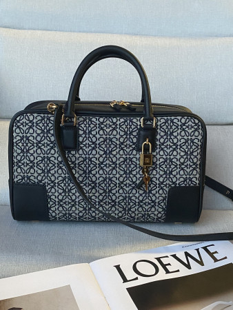 LOEWE Amazona 28x18x11cm