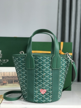 Goyard Goyardine Belharra PM Coral Tote Palladium Hardware 18x14x23cm
