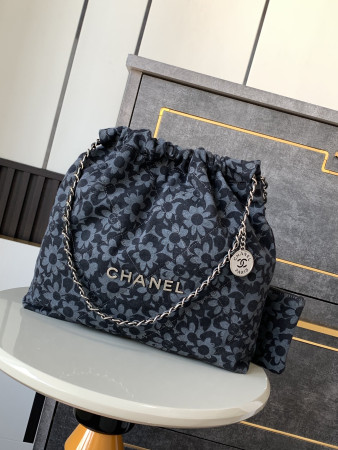 CHANEL 22 HANDBAG 39×42×8cm