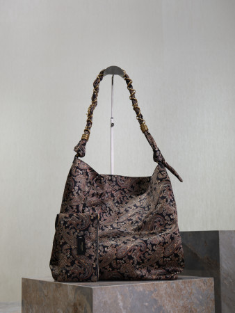 YSL Amalia (silk twill) 42x50x1cm