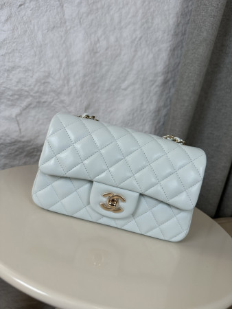 Chanel Mini Flap Bag 20x12x6cm