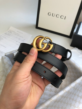 GUCCI Wide leather belt with Double G buckle 2.0