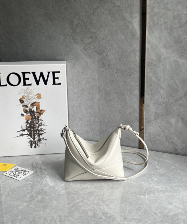 Loewe Puzzle Fold pouch in shiny nappa calfskin 15.5x23x6.5cm
