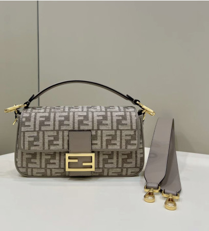 Fendi baguette shoulder bag