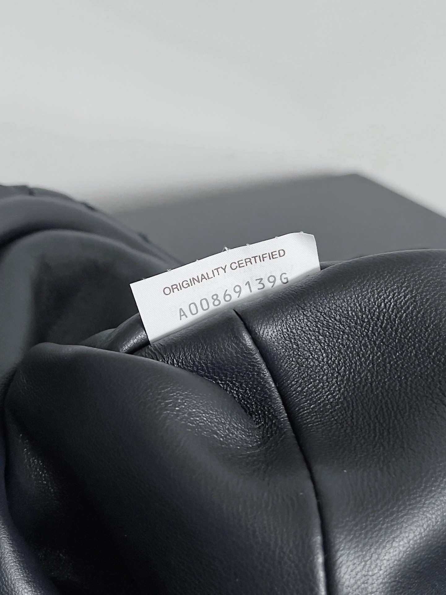 BOTTEGA VENETA LAUREN CLUTCH Andiamo Parachute 31x16.5x11cm