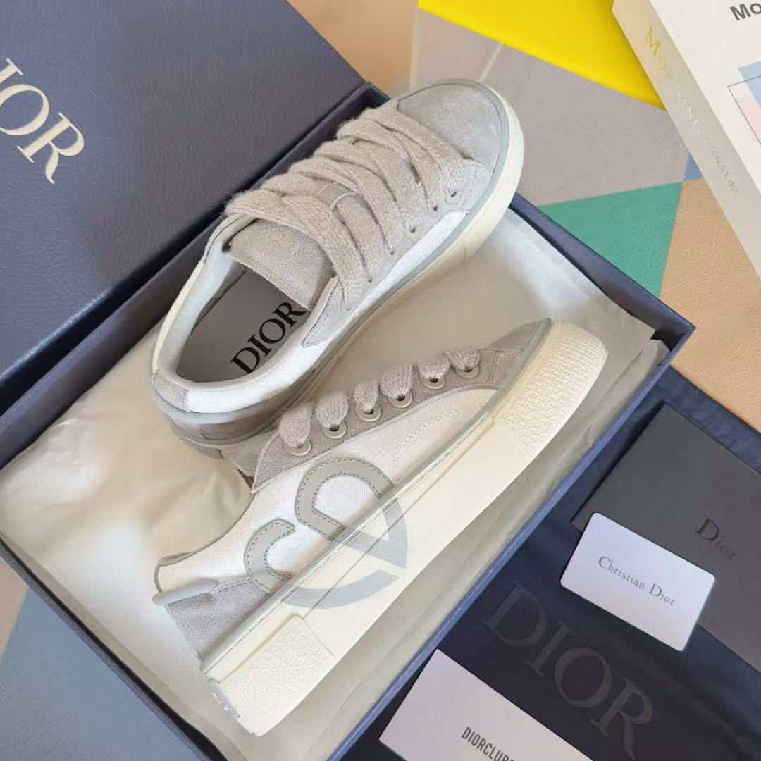 UA Dior B33 Sneaker
