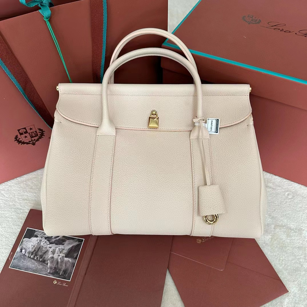 Loro Piana Loom Bag L32 Grained Calfskin 33 x 23 x 18 cm