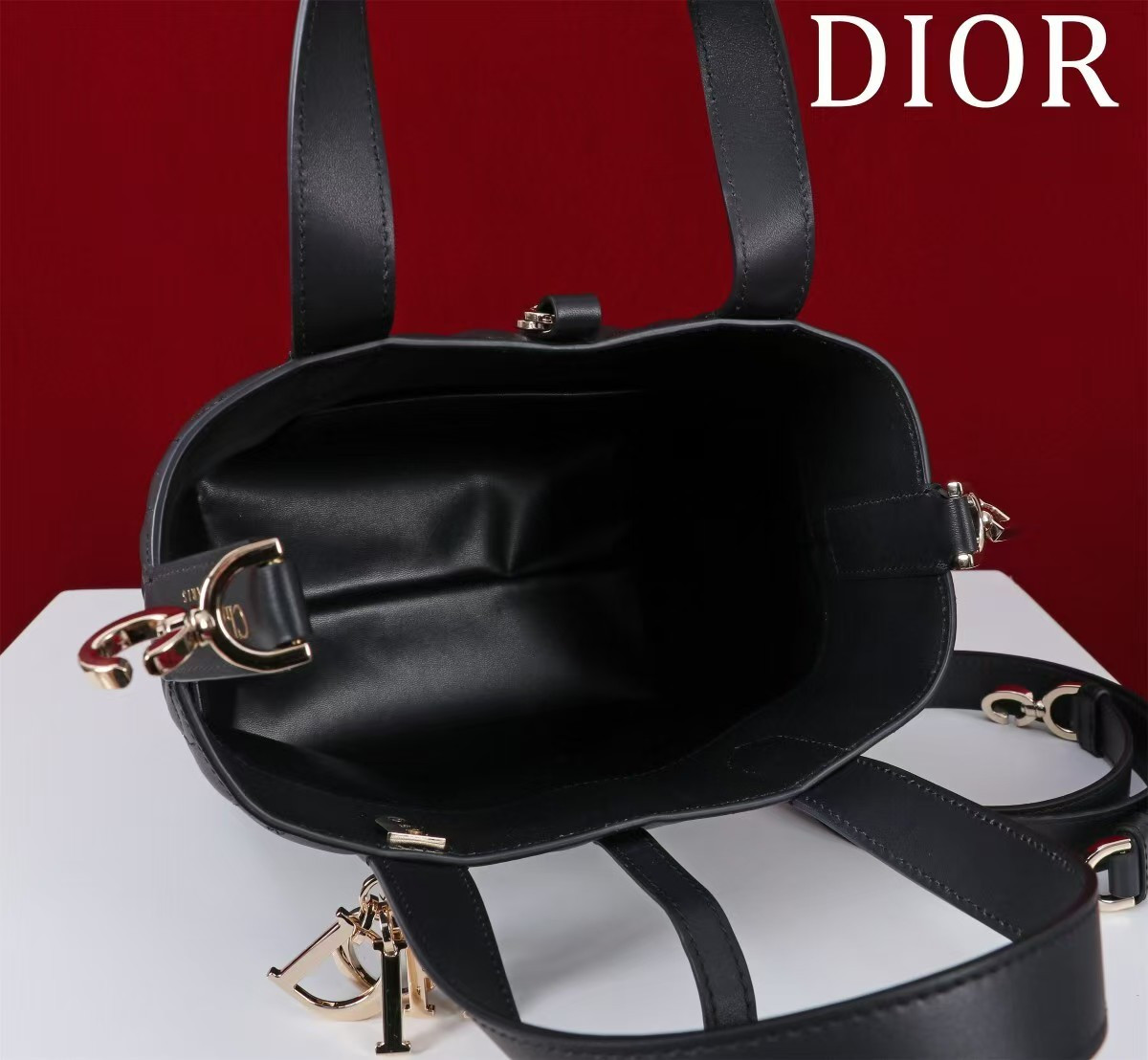 Dior Small Dior Toujours Vertical Tote Bag 18.5 x 18.5 x 12 cm
