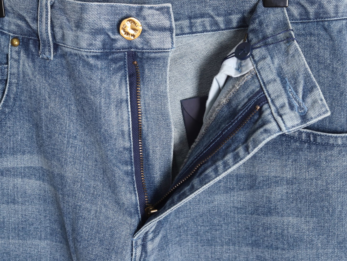 Louis Vuitton LV shorts