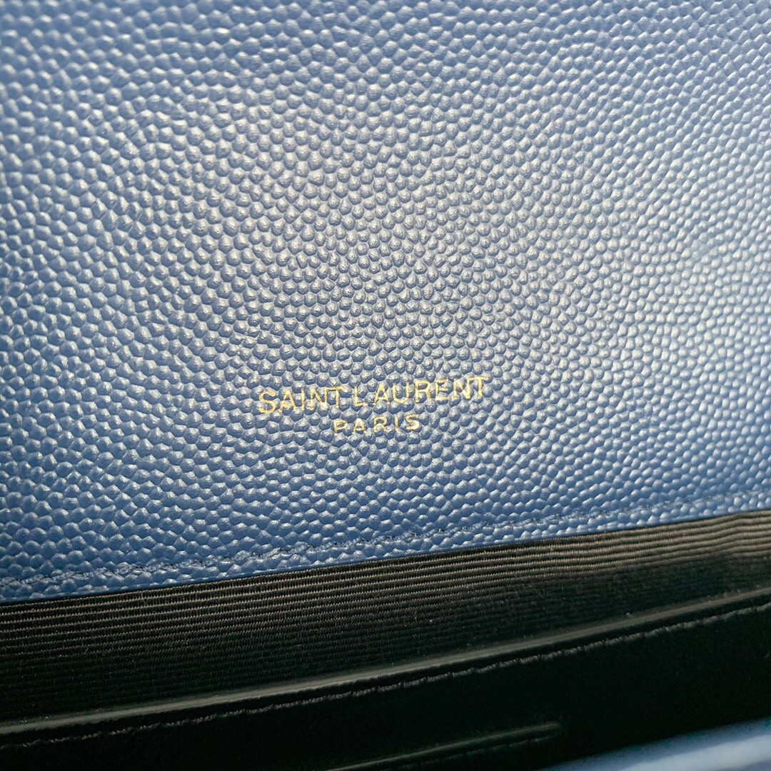 YSL Envelope medium bag 24cm