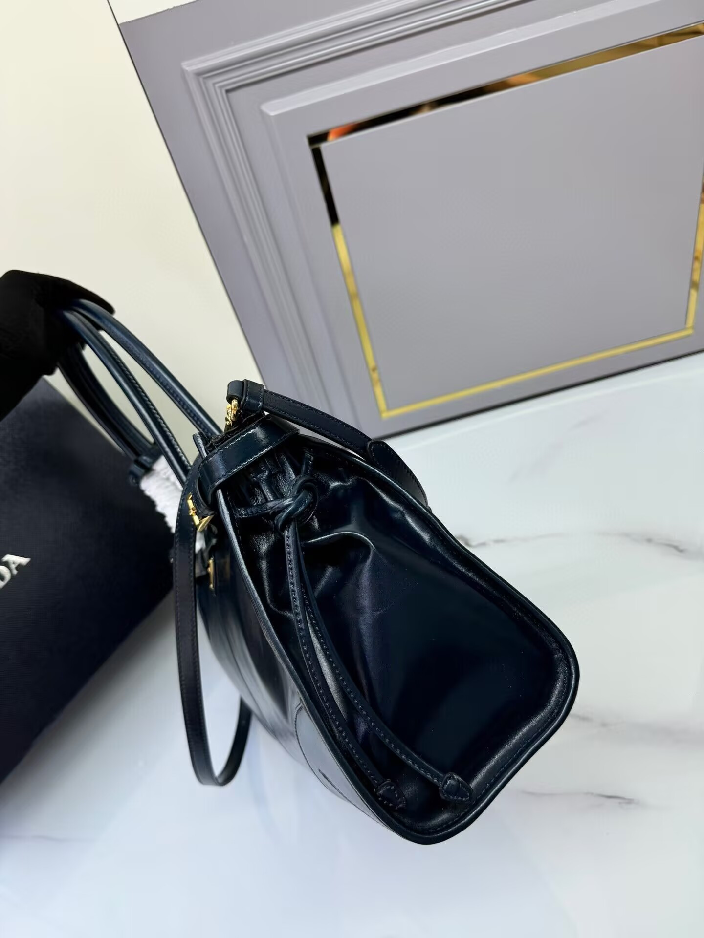 Prada Bonnie large leather handbag in Gray-blue 24x38x12cm