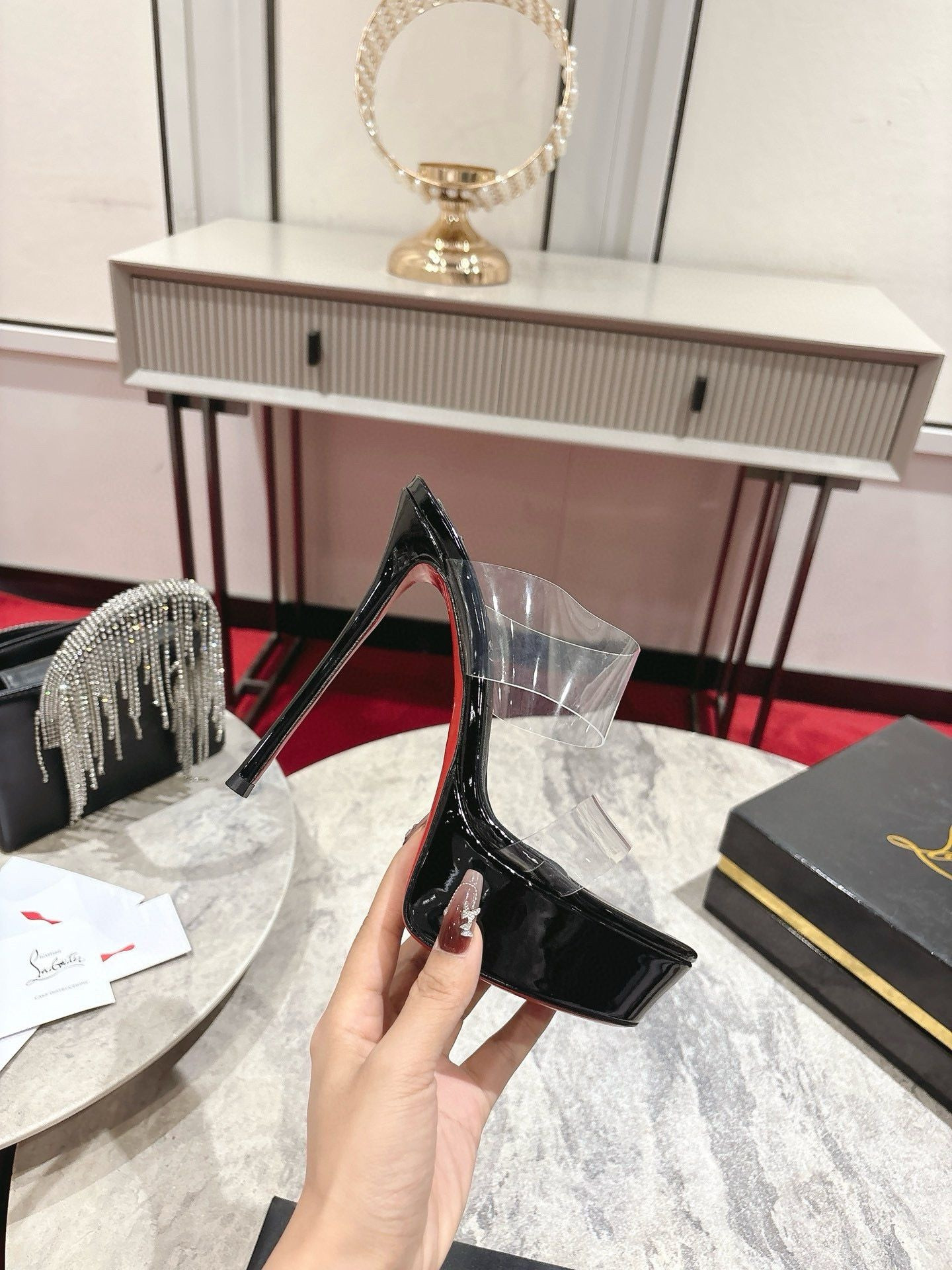 UA Christian Louboutin Just Nothing Alta 150mm