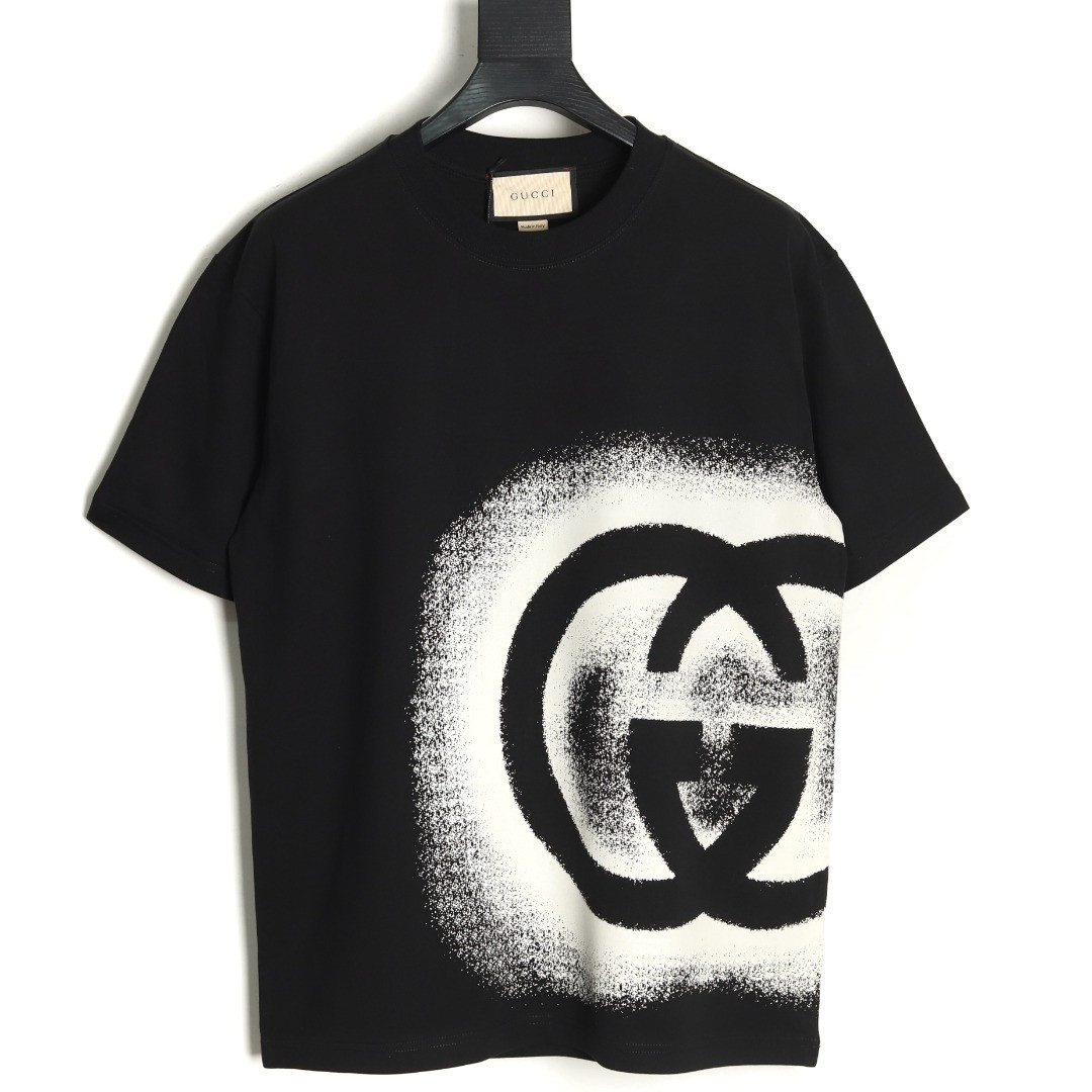 GUCCI Short-sleeved T-shirt