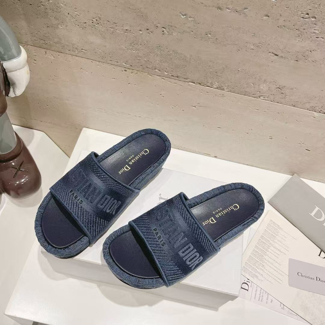 UA Dior Sandal