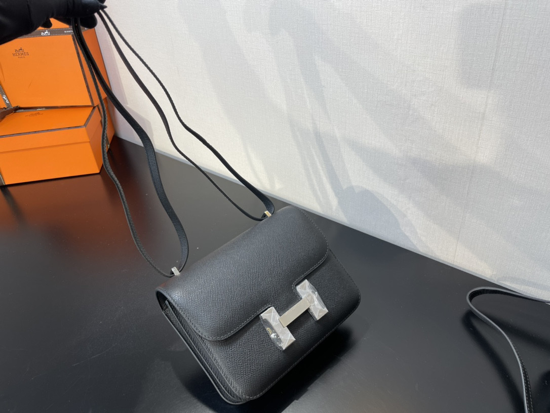 Hermes Constance 24 Black Epsom 9.4"x5.9"x3"