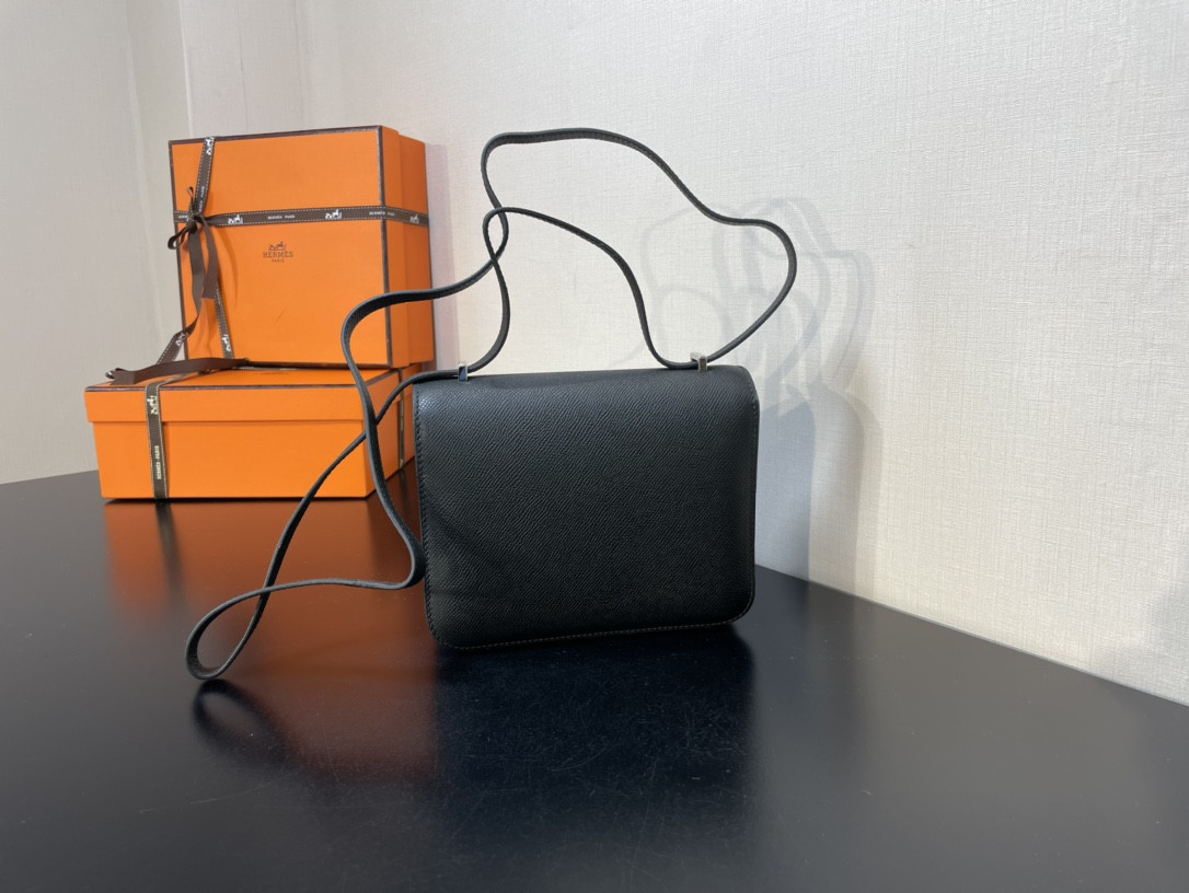 Hermes Constance 24 Black Epsom 9.4"x5.9"x3"