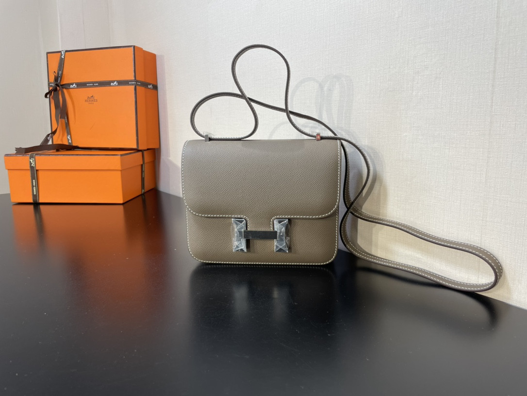 Hermes Constance 24 Epsom leather silver hardware 9.4"x5.9"x3"