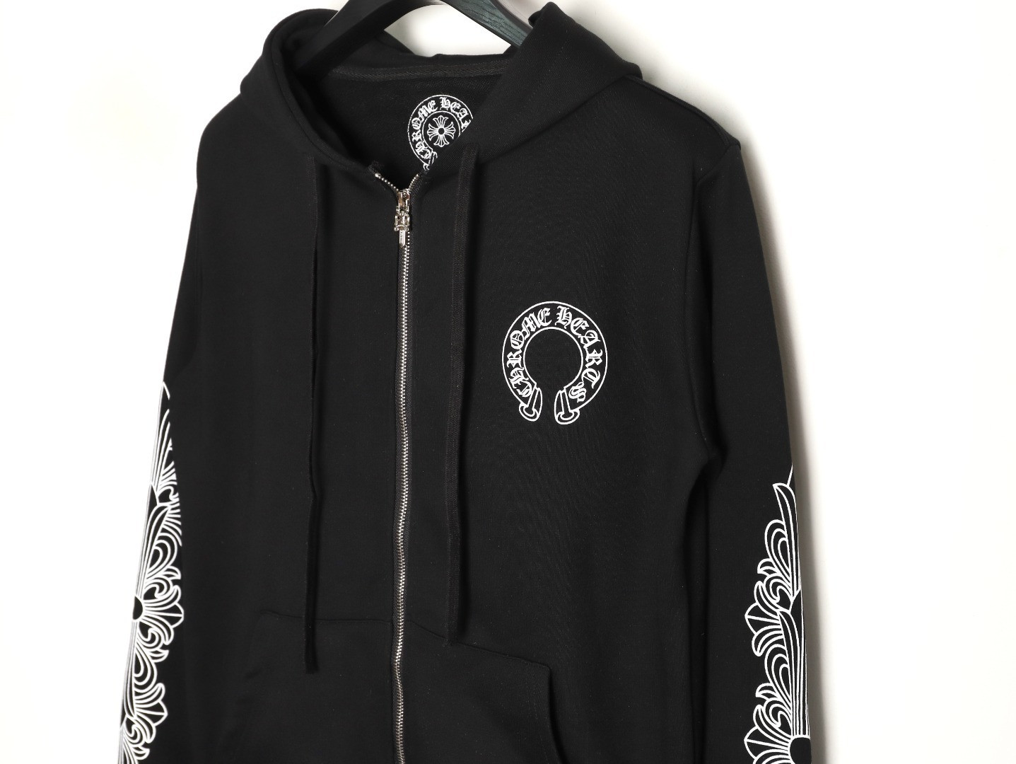 Ch*0me He**ts 25fw coats