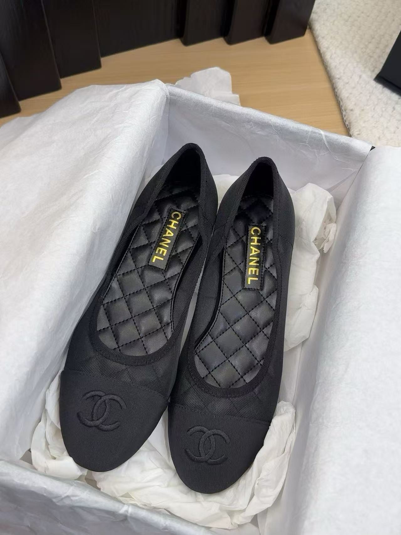 UA Chanel 25P Black Mesh Ballet Ballerina Flats