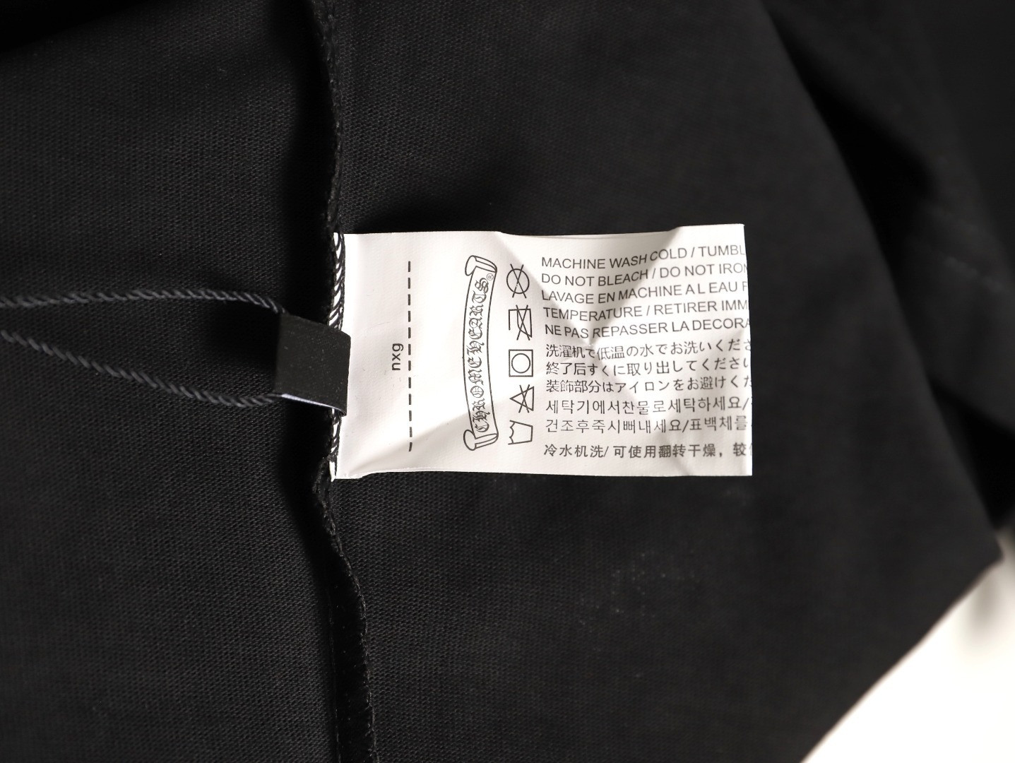 Ch*0me He**ts long-sleeved t-shirt