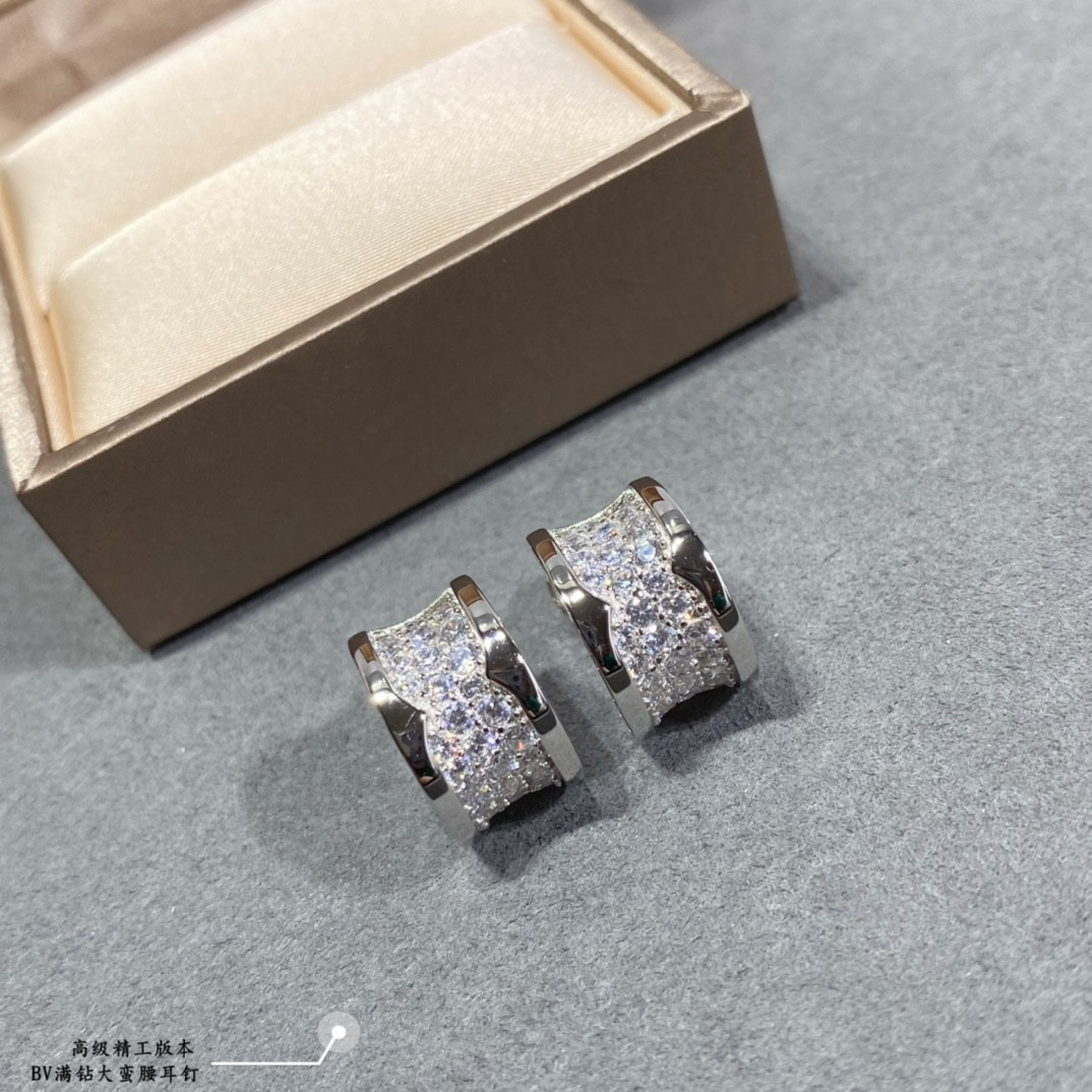Bvlgari Full of diamond waist Earrings