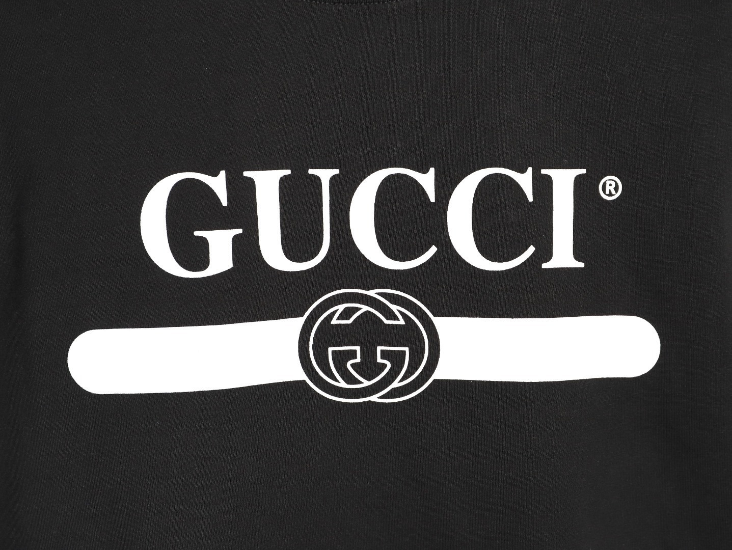 Gucci Long-sleeved T-shirt